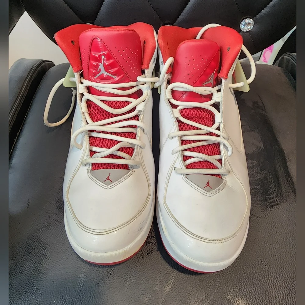Air Jordan Flight White/Red Basketball Shoes Size 9.5 high-top sneakers in white